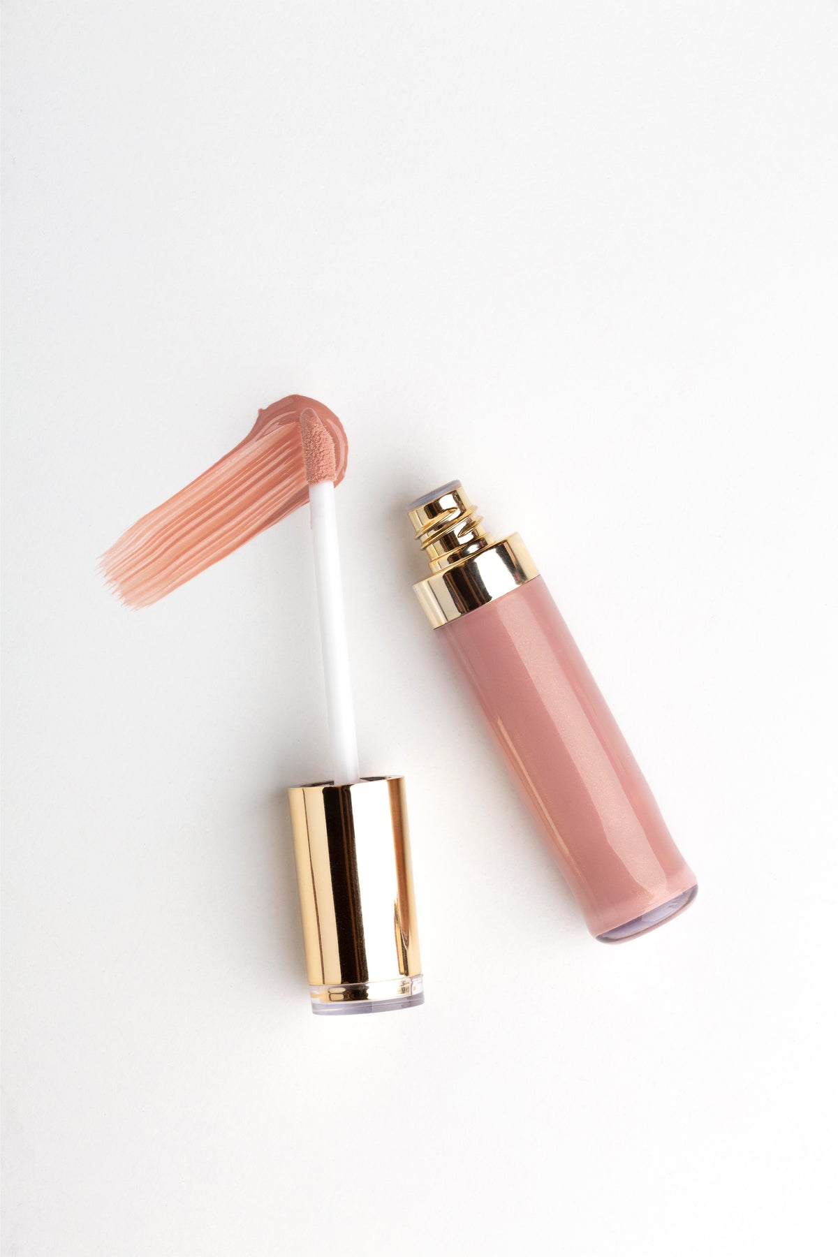 LIP GLOSS